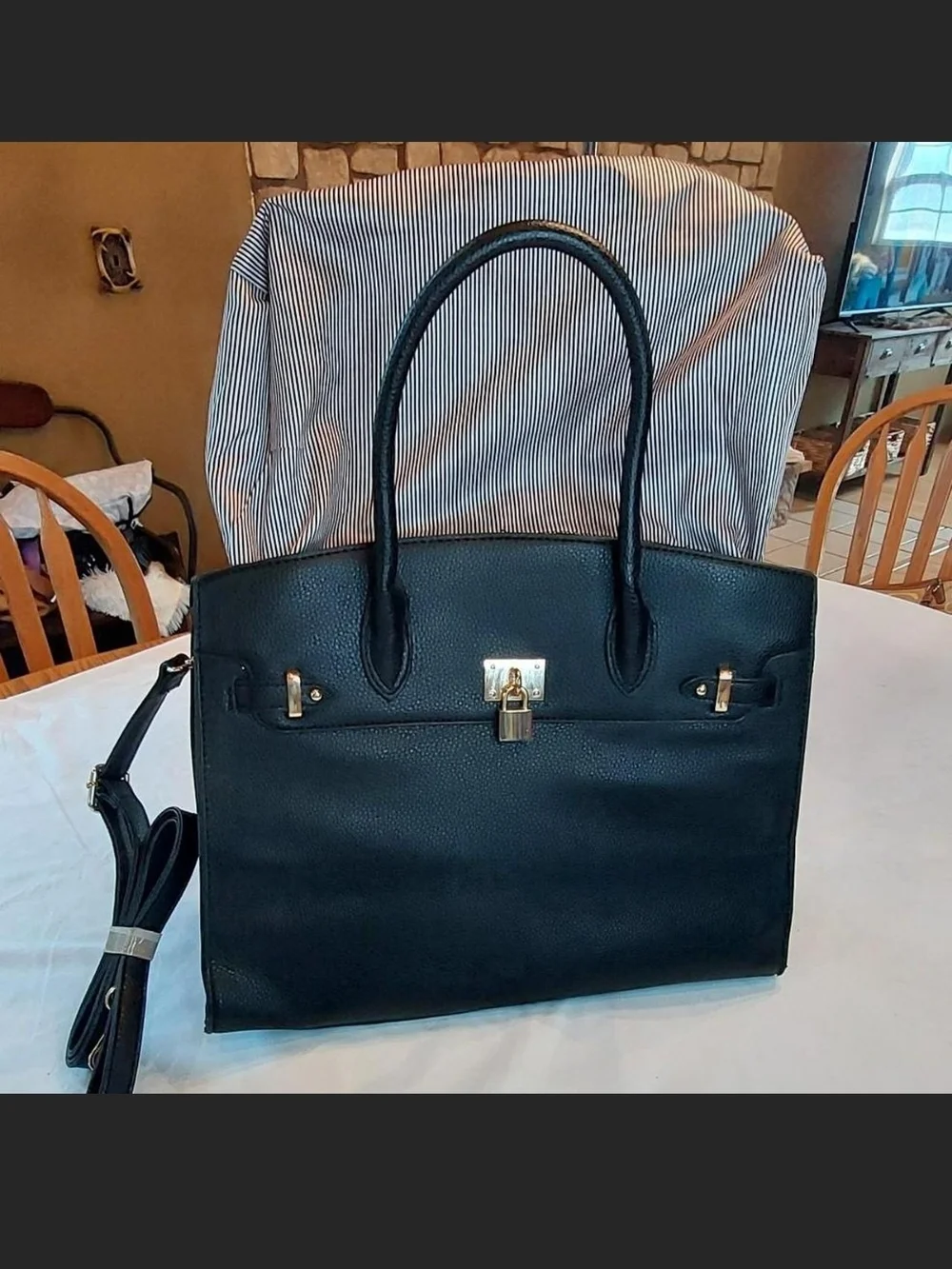 Unbranded LG Black Satchel w/ Crossbody Strap